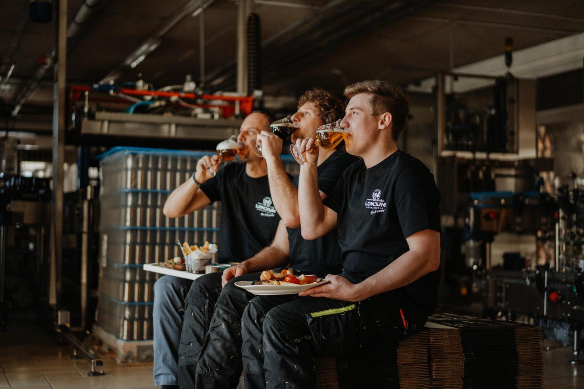 Bierhotel Loncium & Privatbrauerei Kotschach-Mauthen Eksteriør billede